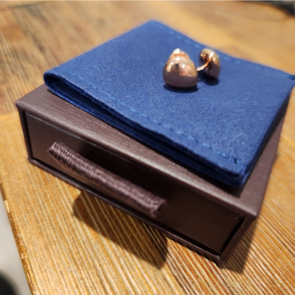 New Monica Vinader Rose Gold Stud Earrings - Picture 4 of 5